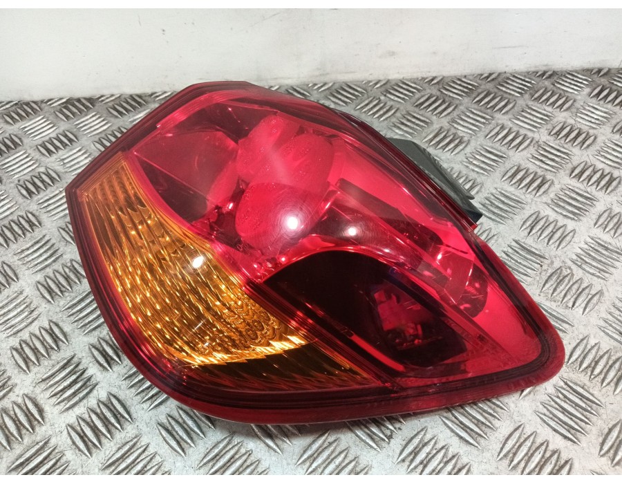 Recambio de piloto trasero derecho para mitsubishi asx (ga_w_) 1.8 di-d (ga6w) referencia OEM IAM 8330B194  