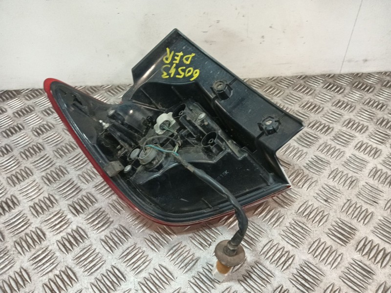 Recambio de piloto trasero derecho para mitsubishi asx (ga_w_) 1.8 di-d (ga6w) referencia OEM IAM 8330B194  