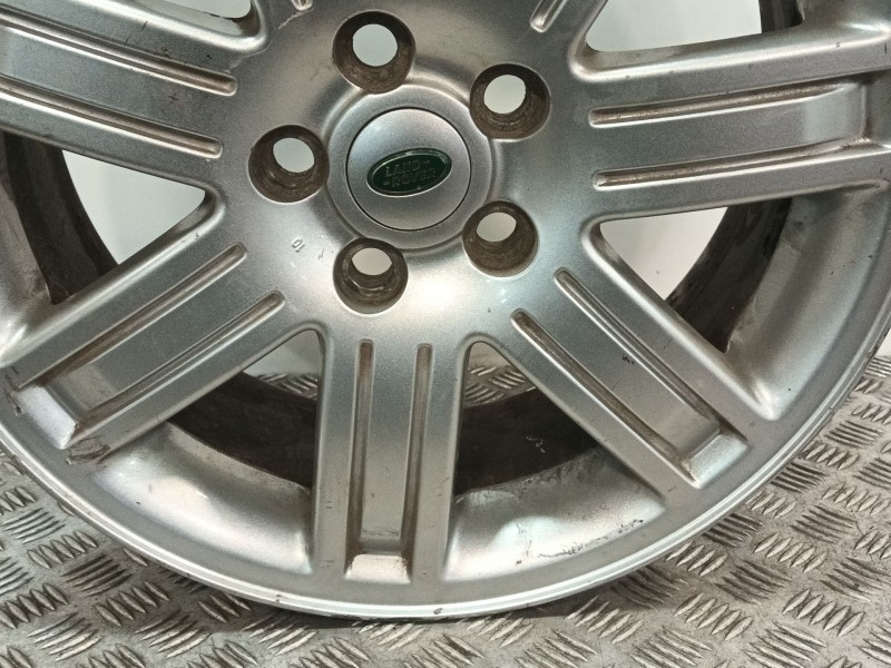 Recambio de llanta para land rover freelander referencia OEM IAM RRC502640HNH  