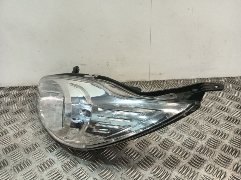 Recambio de faro izquierdo para ford ka (ru8) 1.2 referencia OEM IAM 1563832  