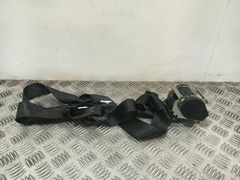 Recambio de cinturon seguridad trasero central para dacia sandero (bs_) 1.2 16v referencia OEM IAM 531836 0407282 