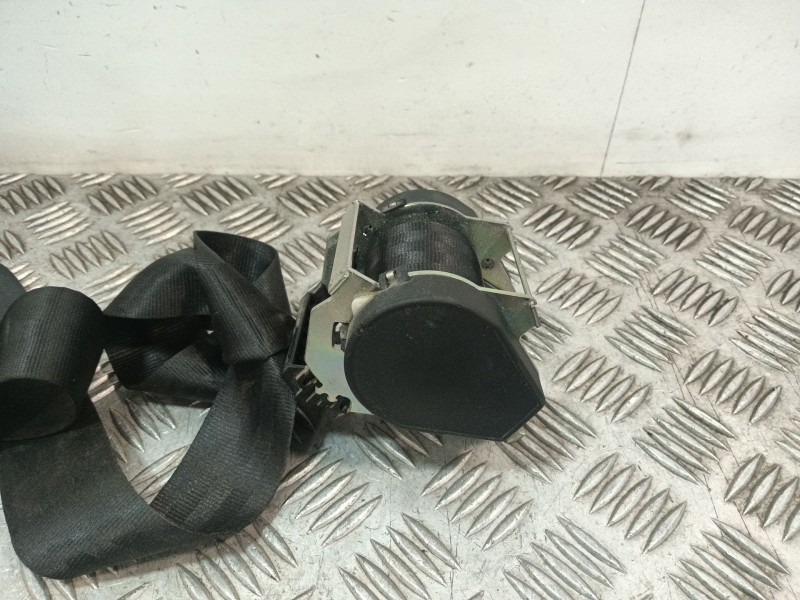 Recambio de cinturon seguridad trasero central para dacia sandero (bs_) 1.2 16v referencia OEM IAM 531836 0407282 