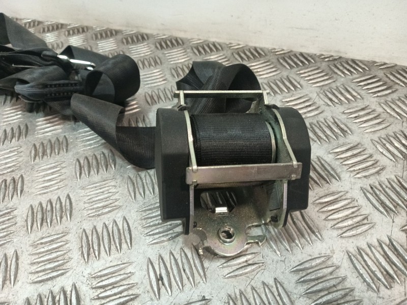 Recambio de cinturon seguridad trasero central para dacia sandero (bs_) 1.2 16v referencia OEM IAM 531836 0407282 