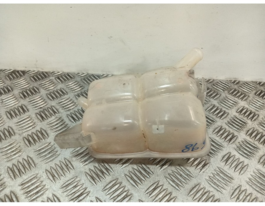 Recambio de deposito expansion para ford transit connect v408 furgoneta/monovolumen 1.5 tdci referencia OEM IAM 8V618K218AE  