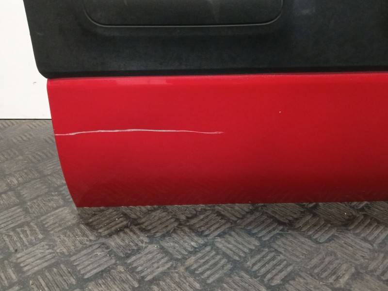 Recambio de puerta delantera derecha para citroën c4 cactus 1.2 vti 82 referencia OEM IAM 9801012880  