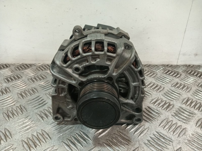 Recambio de alternador para mercedes-benz clase a (w176) a 180 (176.042) referencia OEM IAM A0009061903 0125711030 