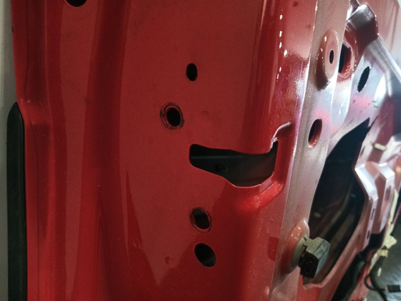Recambio de puerta delantera izquierda para citroën c4 cactus 1.2 vti 82 referencia OEM IAM 9801012980  
