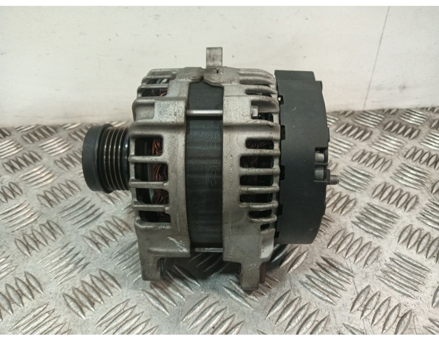 Recambio de alternador para mercedes-benz clase a (w176) a 180 (176.042) referencia OEM IAM A0009061903 0125711030 