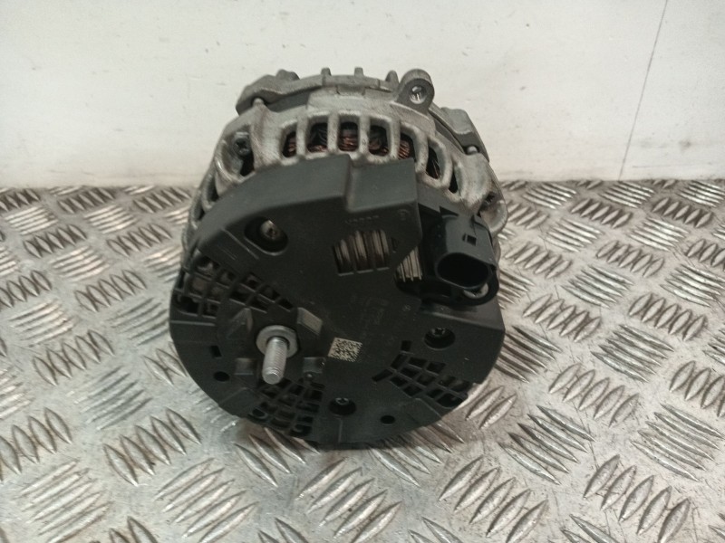 Recambio de alternador para mercedes-benz clase a (w176) a 180 (176.042) referencia OEM IAM A0009061903 0125711030 
