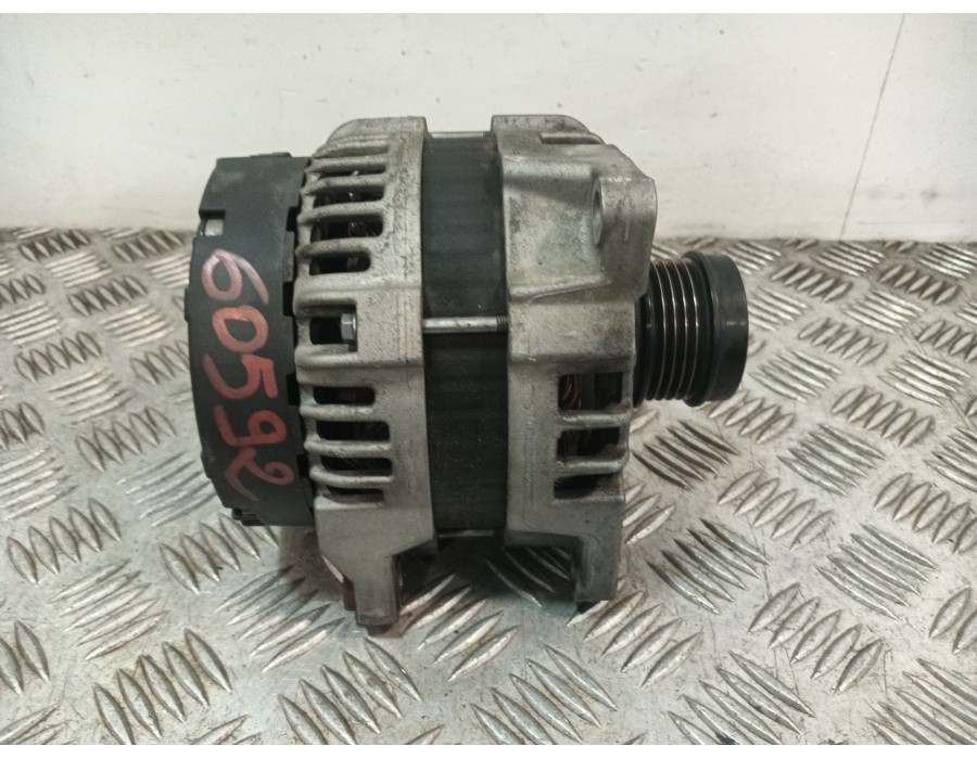 Recambio de alternador para mercedes-benz clase a (w176) a 180 (176.042) referencia OEM IAM A0009061903 0125711030 