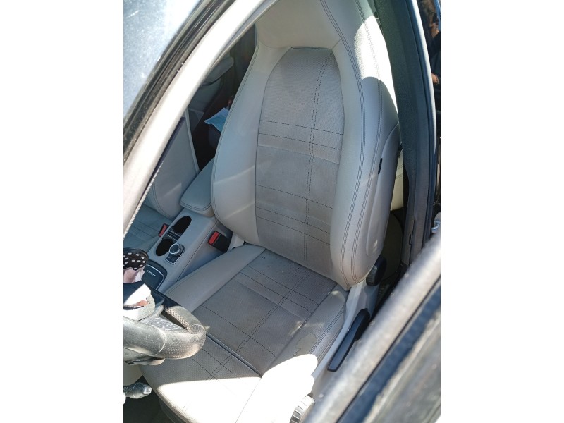 Recambio de asiento delantero izquierdo para mercedes-benz clase a (w176) a 180 (176.042) referencia OEM IAM A1769104800  