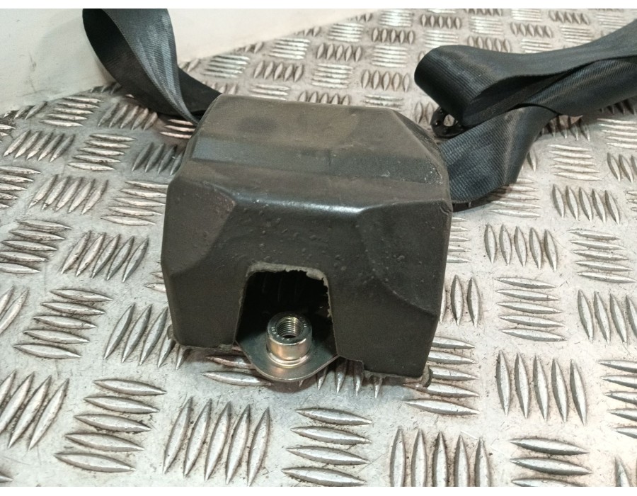 Recambio de cinturon seguridad trasero derecho para seat ibiza iv (6j5, 6p1) 1.4 referencia OEM IAM 6J0857805A 34079180 