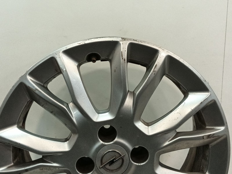 Recambio de llanta para opel corsa d (s07) 1.4 (l08, l68) referencia OEM IAM 13276451  
