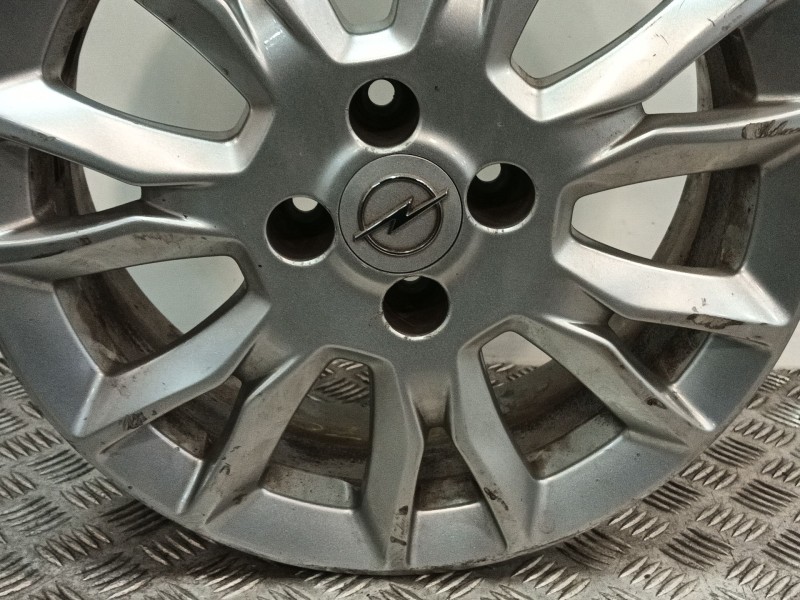 Recambio de llanta para opel corsa d (s07) 1.4 (l08, l68) referencia OEM IAM 13276451  