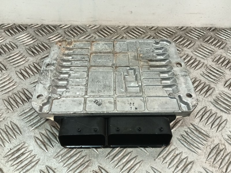 Recambio de centralita motor uce para nissan navara np300 (d40) 2.5 dci referencia OEM IAM 237105X06C MB2758008936 