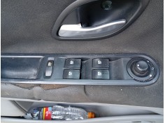 Recambio de mando elevalunas delantero izquierdo para renault espace iv (jk0/1_) 2.2 dci (jk0h) referencia OEM IAM 8200315044  