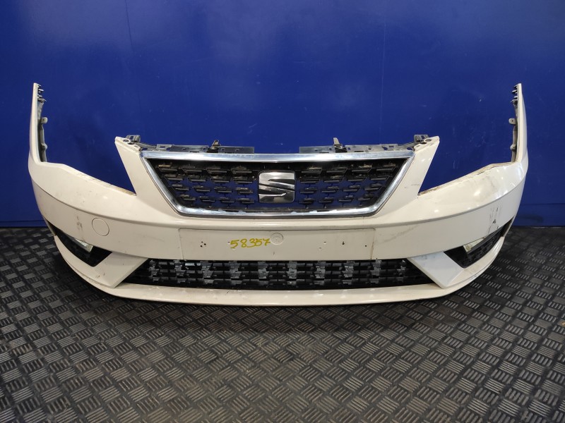 Recambio de paragolpes delantero para seat leon st (5f8) referencia OEM IAM   
