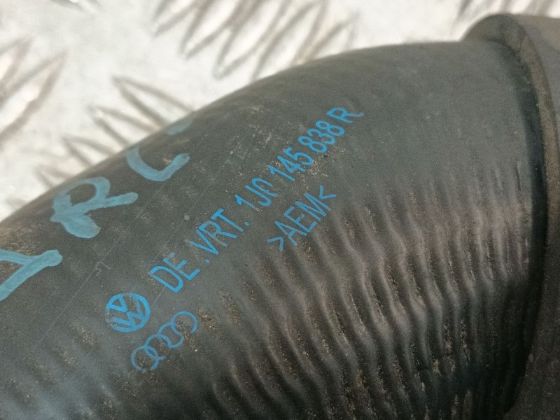 Recambio de tubo para volkswagen golf iv (1j1) 1.9 tdi referencia OEM IAM 1J0145838R  