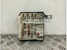 Recambio de caja reles / fusibles para renault megane ii station wagon (km0/1_) 1.5 dci (km16, km1e) referencia OEM IAM 82004818
