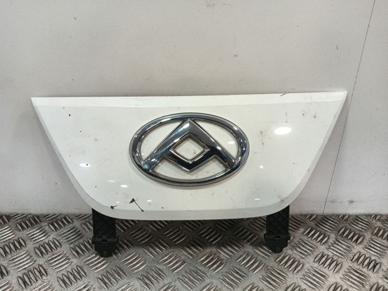 Recambio de rejilla delantera para maxus edeliver 3 furgoneta electric referencia OEM IAM   