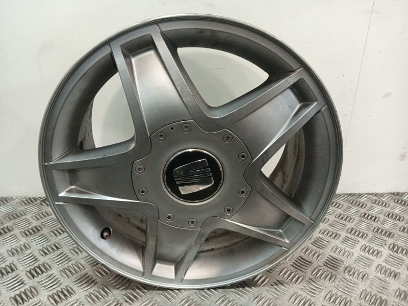 Recambio de llanta para seat toledo (1m2) referencia OEM IAM 1M0601025F  