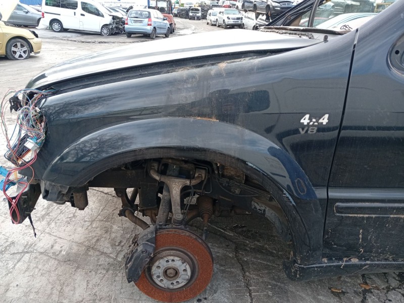 Recambio de aleta delantera izquierda para mercedes-benz clase m (w163) referencia OEM IAM A1638801306  