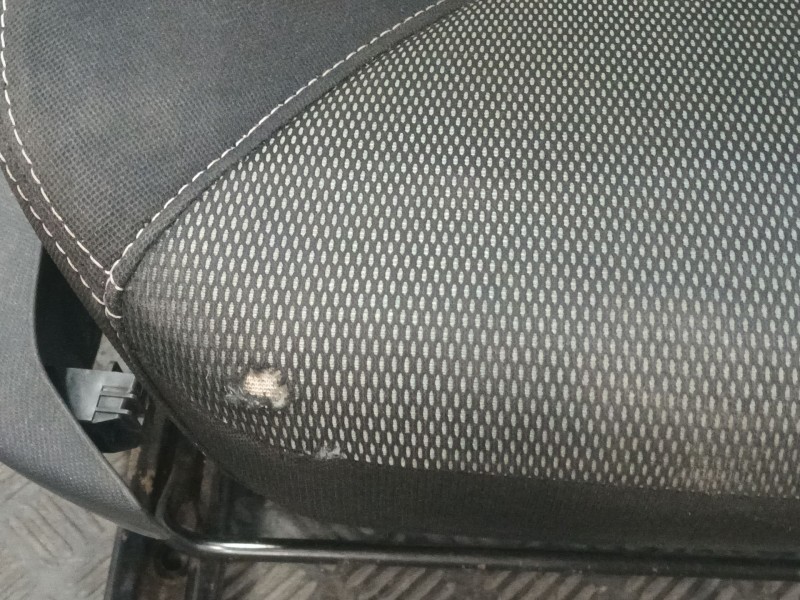Recambio de asiento delantero derecho para renault clio iv (bh_) 1.5 dci 75 referencia OEM IAM   