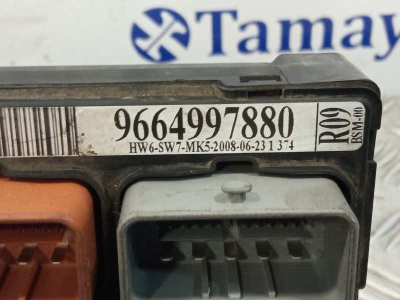 Recambio de caja reles / fusibles para peugeot 207 referencia OEM IAM 9664997880  