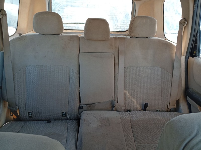 Recambio de asientos traseros para nissan x-trail i (t30) 2.2 di 4x4 referencia OEM IAM 88650EQ415  