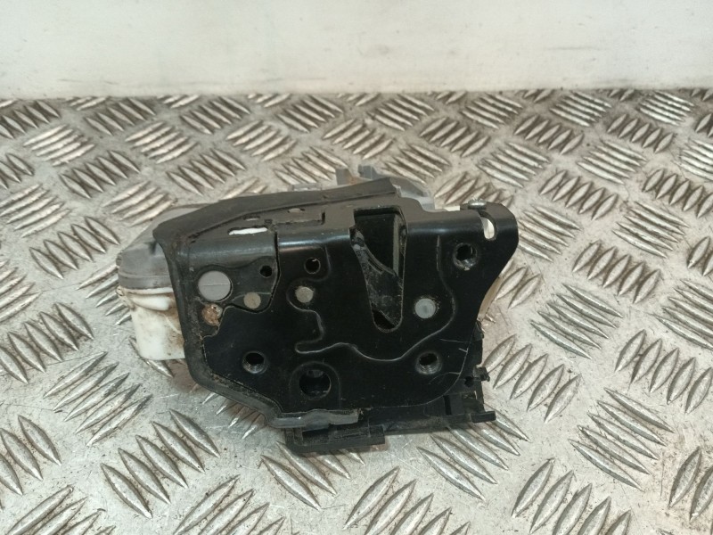 Recambio de cerradura puerta delantera izquierda para audi a4 allroad quattro (8k) referencia OEM IAM   