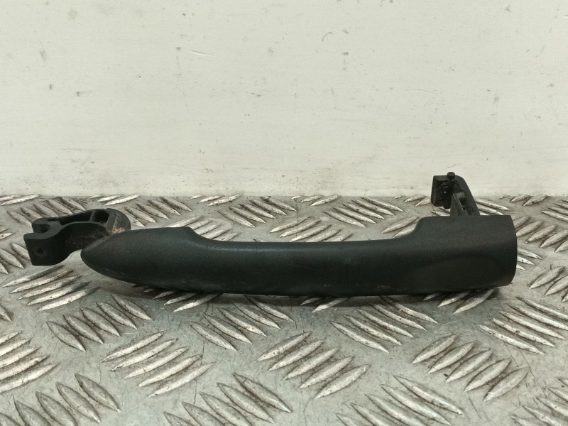 Recambio de maneta exterior delantera derecha para renault scenic iii 1.2 16v referencia OEM IAM 242576  