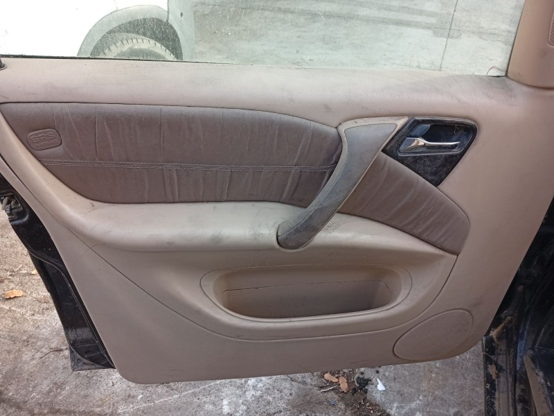 Recambio de elevalunas delantero izquierdo para mercedes-benz clase m (w163) referencia OEM IAM 1637201146  