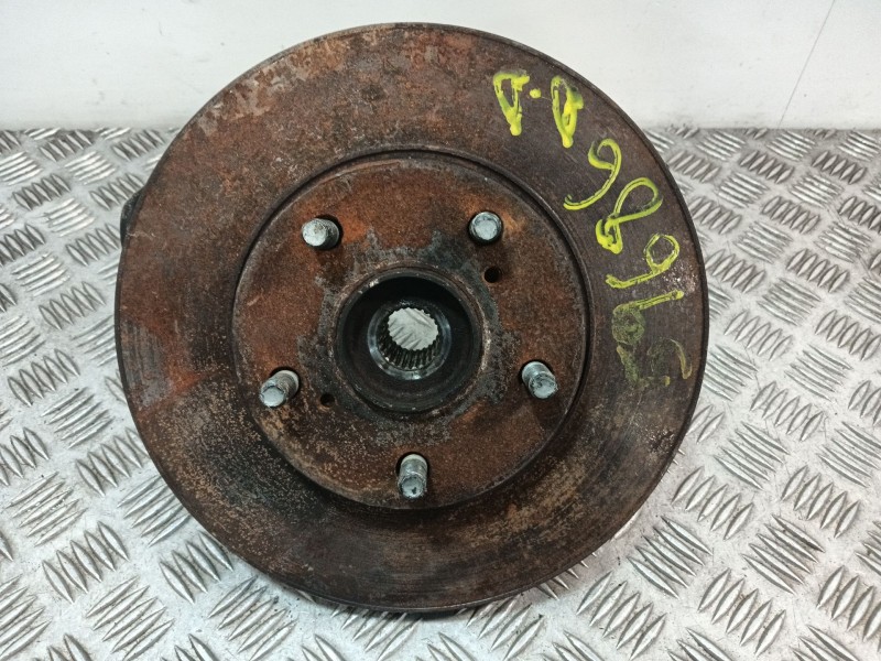 Recambio de mangueta delantera derecha para toyota auris (_e15_) 1.6 (zre151_) referencia OEM IAM   