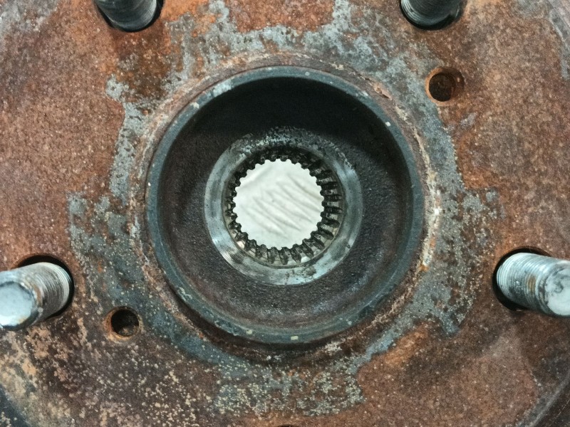 Recambio de mangueta delantera derecha para toyota auris (_e15_) 1.6 (zre151_) referencia OEM IAM   