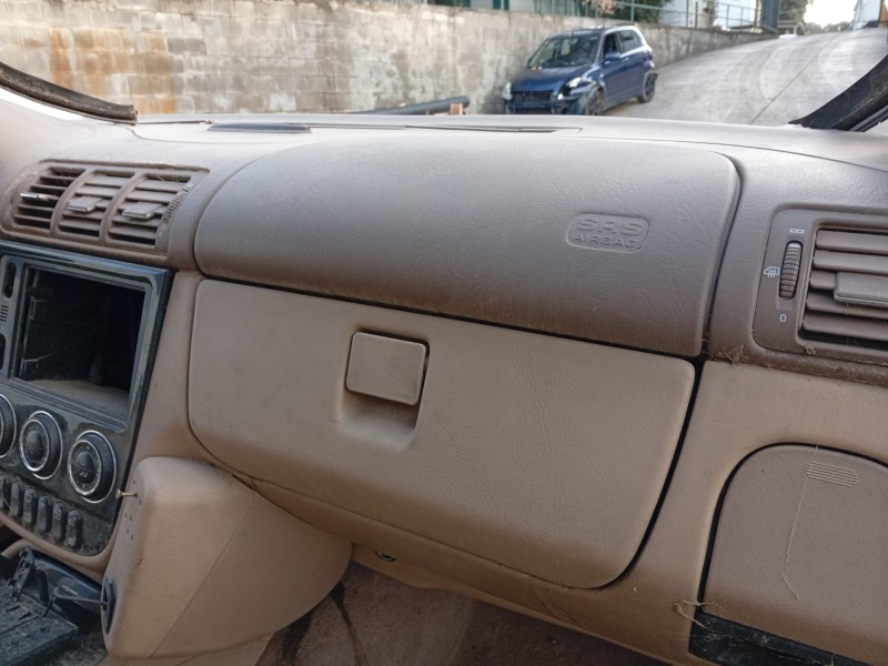 Recambio de guantera para mercedes-benz clase m (w163) referencia OEM IAM A1636890191  