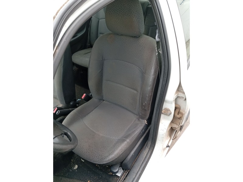 Recambio de asiento delantero izquierdo para renault clio ii (bb_, cb_) 1.5 dci (b/cb3m) referencia OEM IAM   