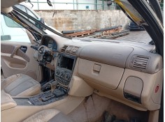 Recambio de salpicadero para mercedes-benz clase m (w163) referencia OEM IAM A1636800787  