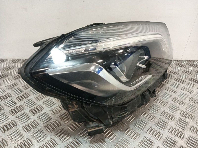 Recambio de faro derecho para mercedes-benz clase a (w176) a 180 (176.042) referencia OEM IAM A1769069000  