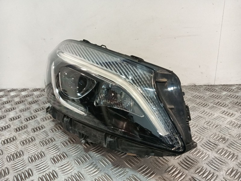 Recambio de faro derecho para mercedes-benz clase a (w176) a 180 (176.042) referencia OEM IAM A1769069000  