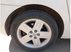 Recambio de paso de rueda trasero derecho para renault espace iv (jk0/1_) 2.2 dci (jk0h) referencia OEM IAM 8200574670  