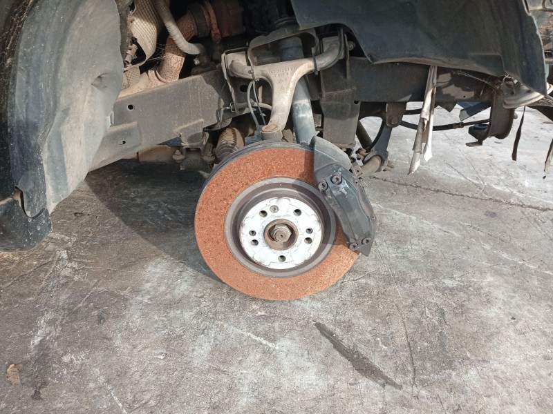 Recambio de mangueta delantera derecha para mercedes-benz clase m (w163) referencia OEM IAM   