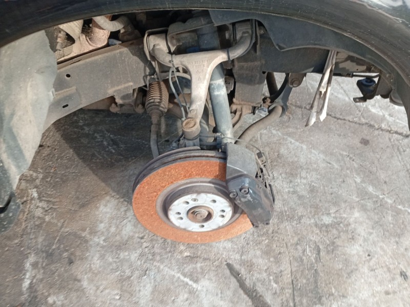 Recambio de mangueta delantera derecha para mercedes-benz clase m (w163) referencia OEM IAM   