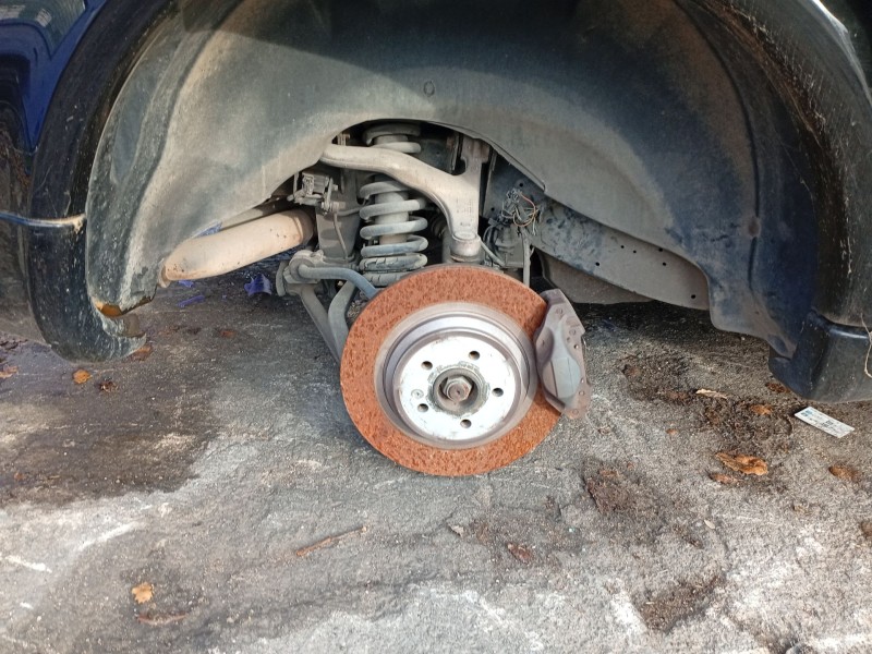 Recambio de mangueta trasera derecha para mercedes-benz clase m (w163) referencia OEM IAM 1633500608  