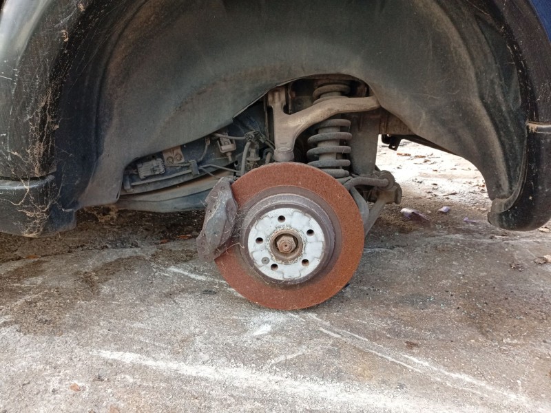 Recambio de mangueta trasera izquierda para mercedes-benz clase m (w163) referencia OEM IAM 1633500906  