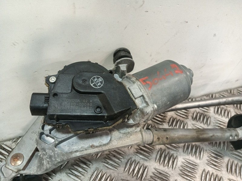 Recambio de motor limpia delantero para toyota yaris 1.3 16v cat referencia OEM IAM 851100D080  