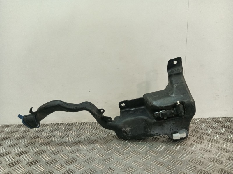 Recambio de deposito limpia para mercedes-benz clase a (w176) a 180 (176.042) referencia OEM IAM A2468690020  