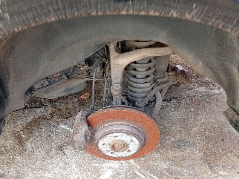 Recambio de mangueta trasera izquierda para mercedes-benz clase m (w163) referencia OEM IAM 1633500906  