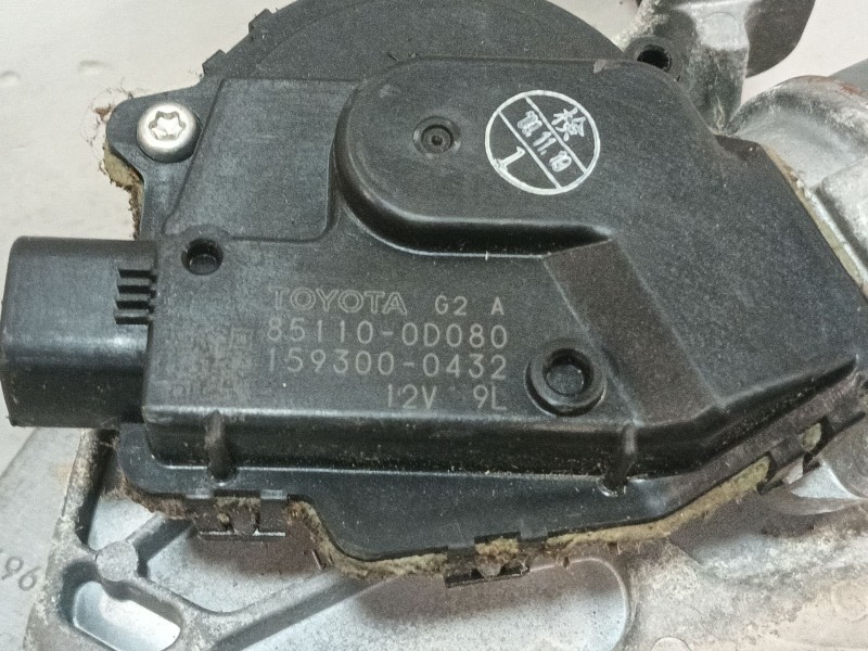 Recambio de motor limpia delantero para toyota yaris 1.3 16v cat referencia OEM IAM 851100D080  