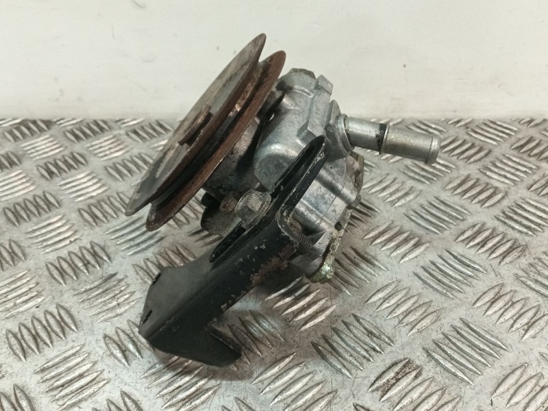 Recambio de bomba direccion para nissan trade 100 referencia OEM IAM 7692974118 49110g4900 