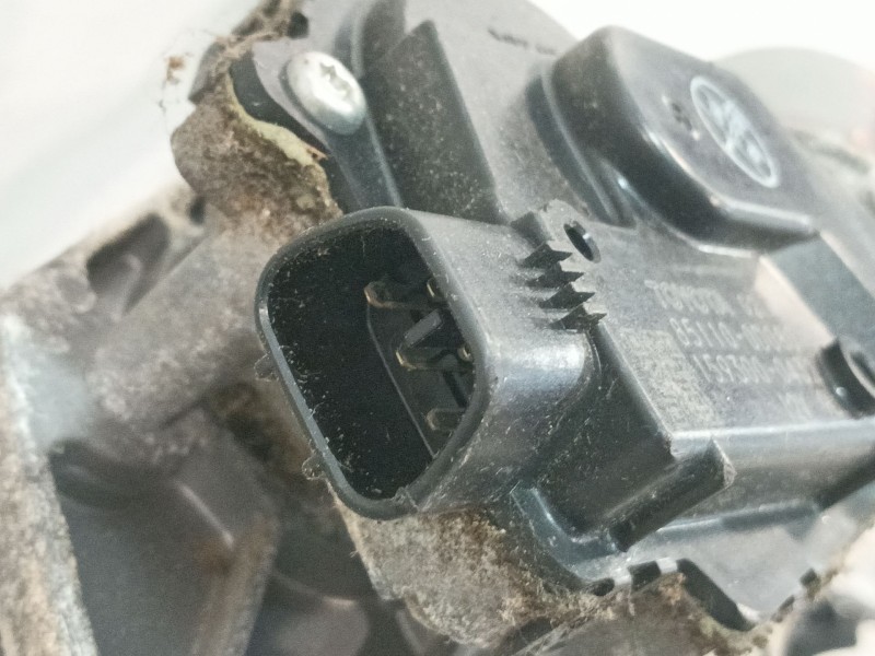 Recambio de motor limpia delantero para toyota yaris 1.3 16v cat referencia OEM IAM 851100D080  